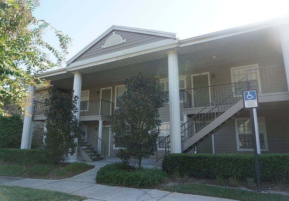 1st image of 116 Reserve 104 Cir