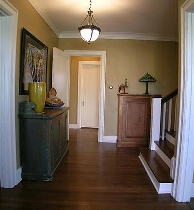 2nd image of 200 Greenmount Blvd