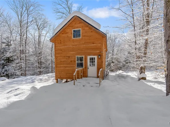 223 Lewis Rd, Constantia, NY 13044