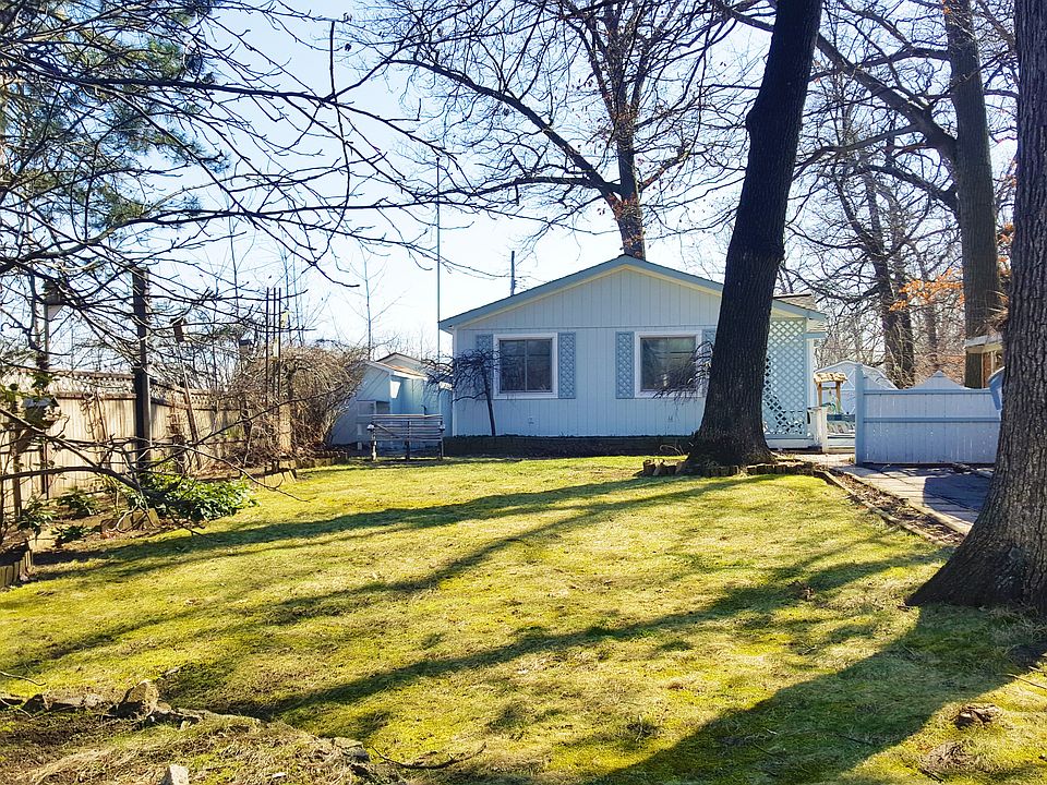 1st image of 3995 Arcadia Park Dr