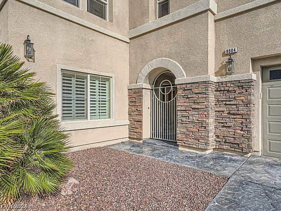 4th image of 8804 Killians Greens Dr