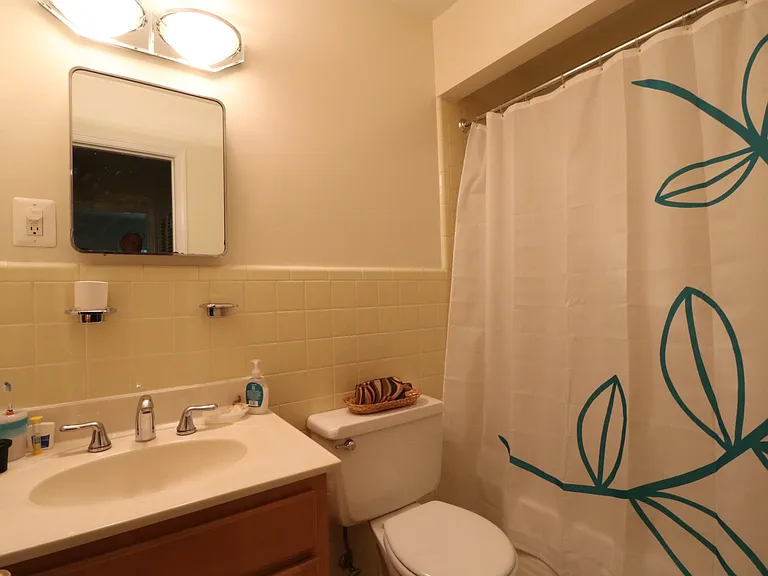 6703 Rannoch Rd — Photo 28