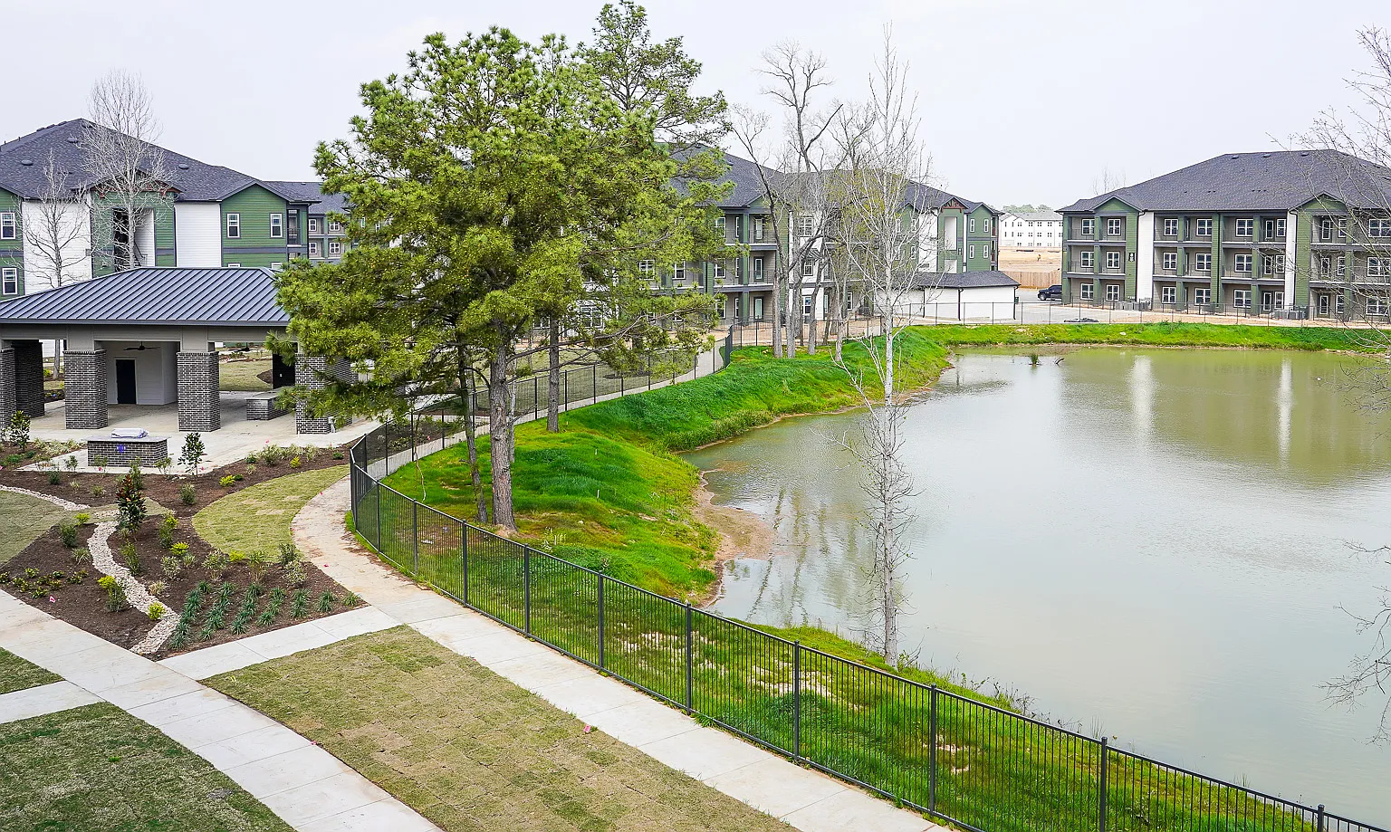 Saxon Pond Flats — Photo 1