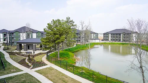 Saxon Pond Flats Photo 1