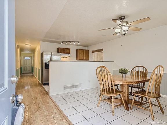 4th image of 2310 W Jewell Avenue