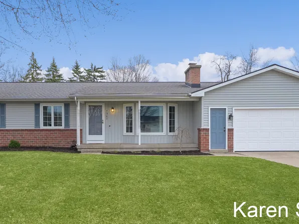 7362 Windgate Dr, Jenison, MI 49428