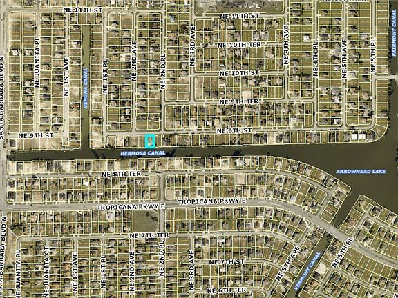 2nd image of 208 NE 9th St