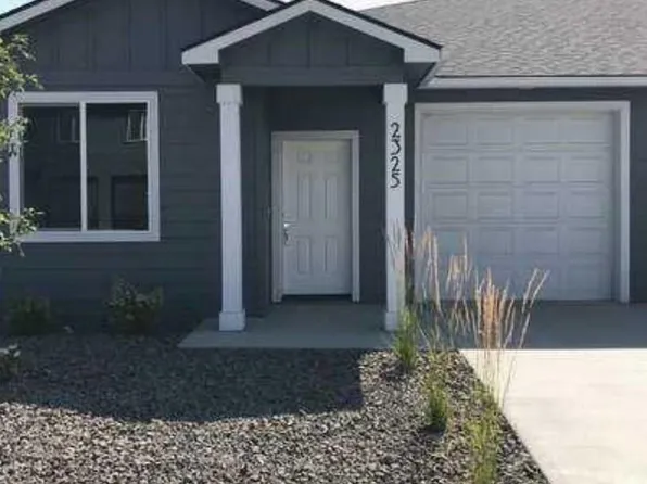 2325 & 2327 Herbert St, Walla Walla, WA 99362
