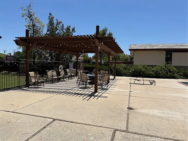 1161 S Paula Dr — Photo 18
