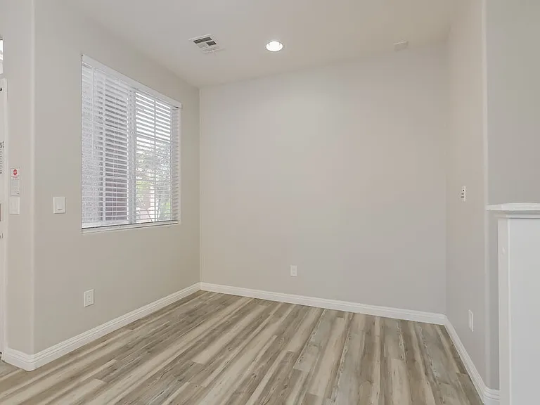 680 Marlberry Pl — Photo 8