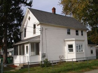 92 Hampshire St, Chicopee, MA 01020