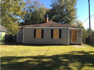 1415 E Linwood Dr, Mobile, AL 36605