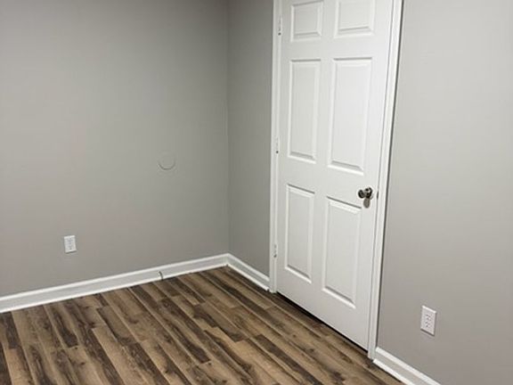 4th image of 704 N 3rd St APT 3