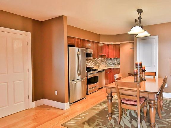 5th image of 809 22nd St #605
