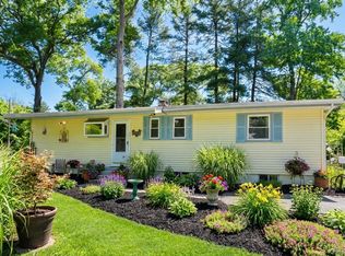 16 Heather Lane, West Nyack, NY 10994