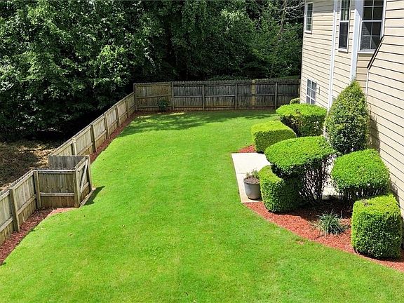 2nd image of 450 Elgaen Ct
