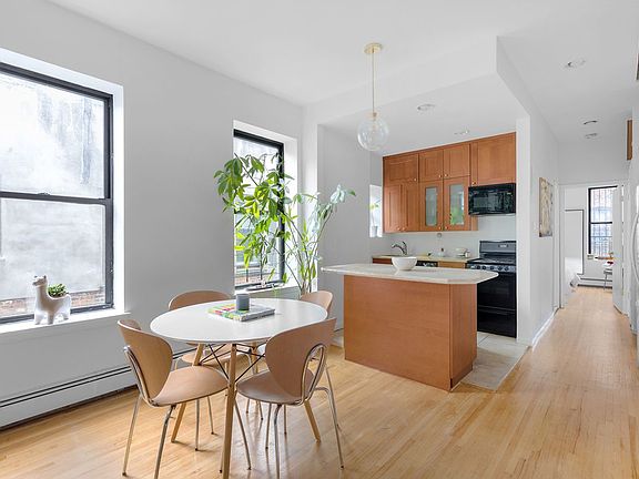 3rd image of 430 Sterling Pl APT 4C