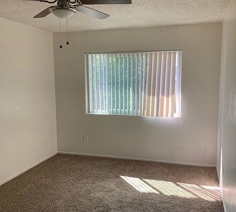 4th image of 8202 Ashgrove Dr APT 14