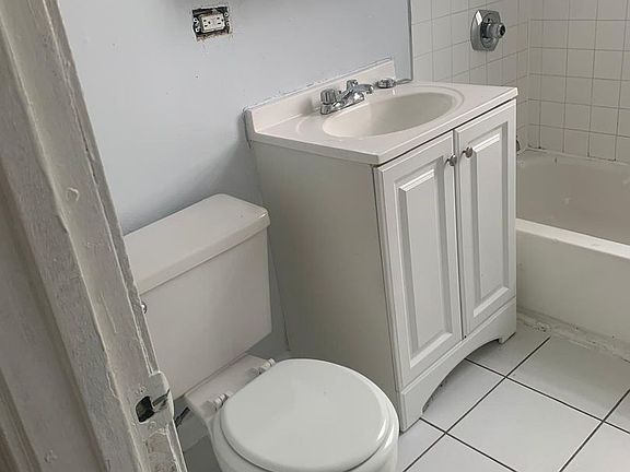 5th image of 1614-1622 W 66th St #1614-1