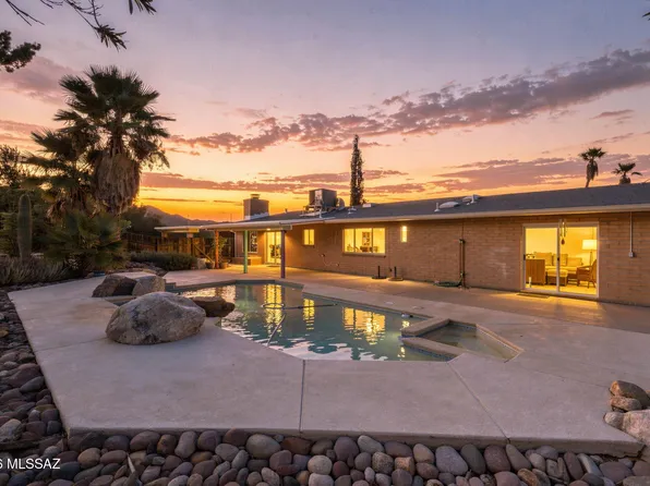 4561 N Tierra Alta Dr, Tucson, AZ 85749