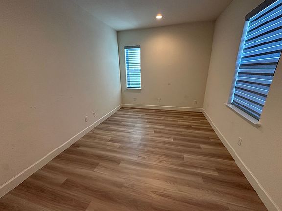 5th image of 3010 Granger St