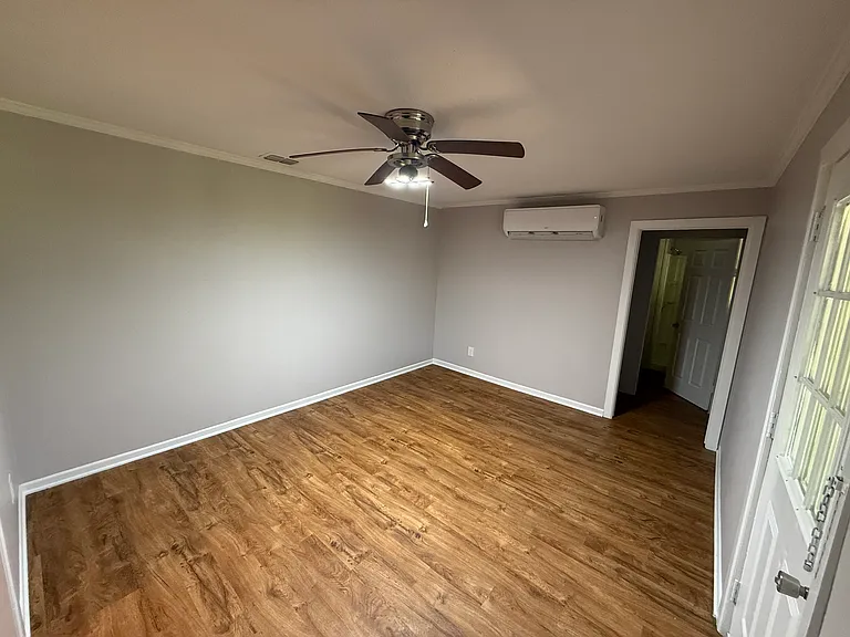 1088 FM 448 — Photo 2