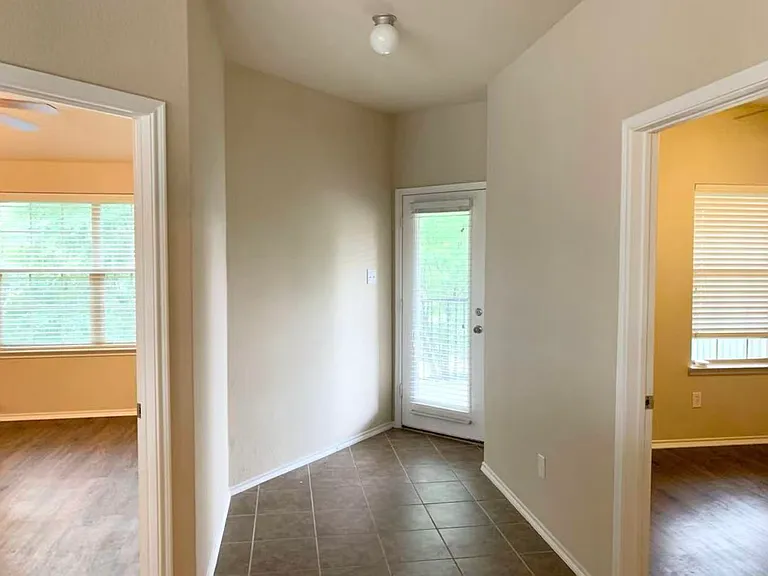 5413 Beacon Ln — Photo 13