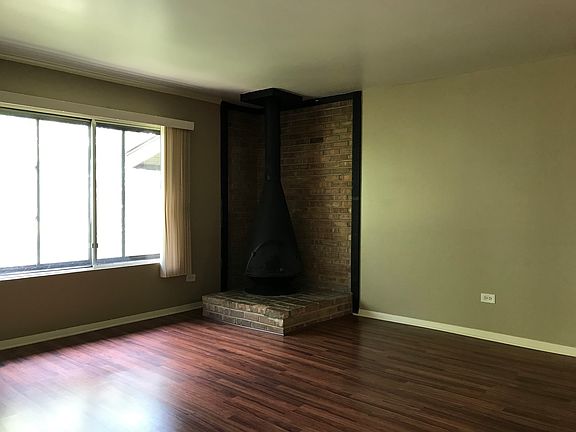 5th image of 6148 Knollwood Dr #307