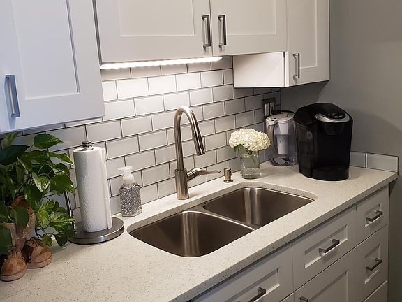 2nd image of 1309 N Wells St APT 1207
