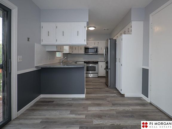 4th image of 8310 S 49th St