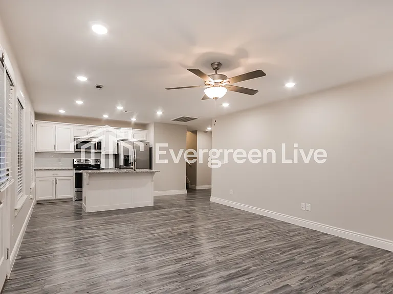 605 E Osage Trce — Photo 7