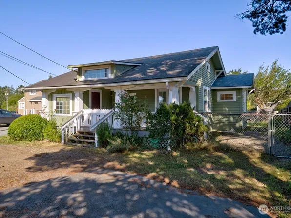 4506 Pacific Way, Seaview, WA 98644