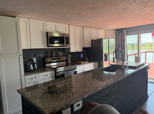 1A Parrot Pl, North Fort Myers, FL 33917
