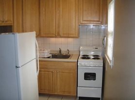 22 Pilgrim Trl, Woodbury, CT