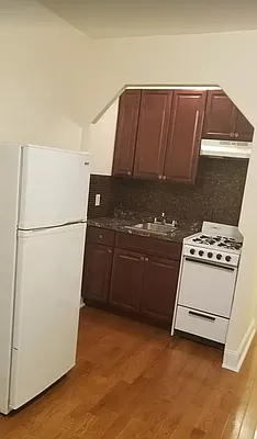 Rented by United Realty Equities | media 18