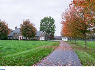 1129 High Point Rd, Cochranville, PA 19330