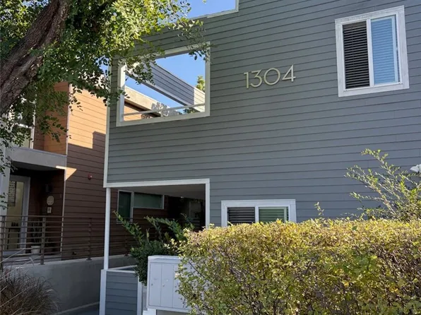 1304 12th St APT E, Manhattan Beach, CA 90266