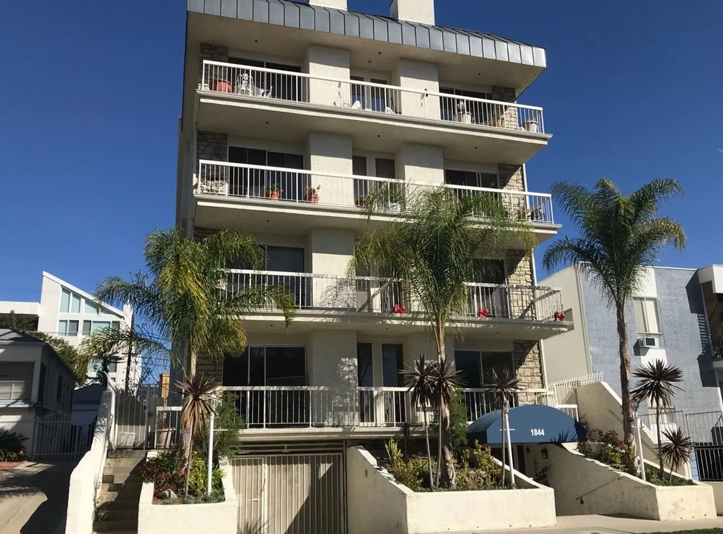 2 bed, 1600 sqft, $4,500 — Photo 1