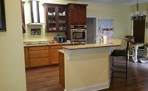 5th image of 1582 Broadmoor Dr