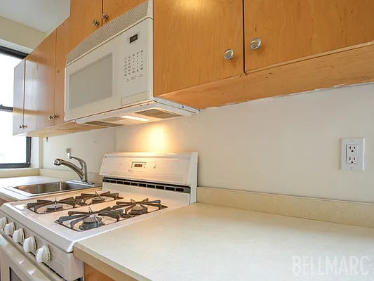 Rented by Bellmarc Realty | media 66