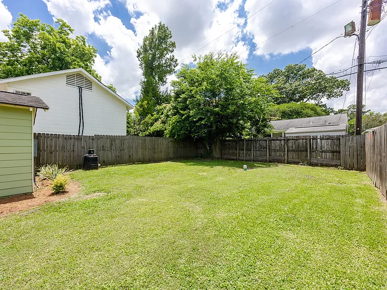 836 Steele Blvd — Photo 25