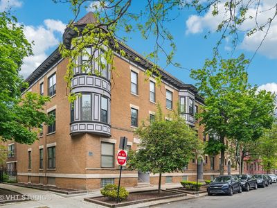 850 W Cornelia Ave APT 102, Chicago, IL, 60657