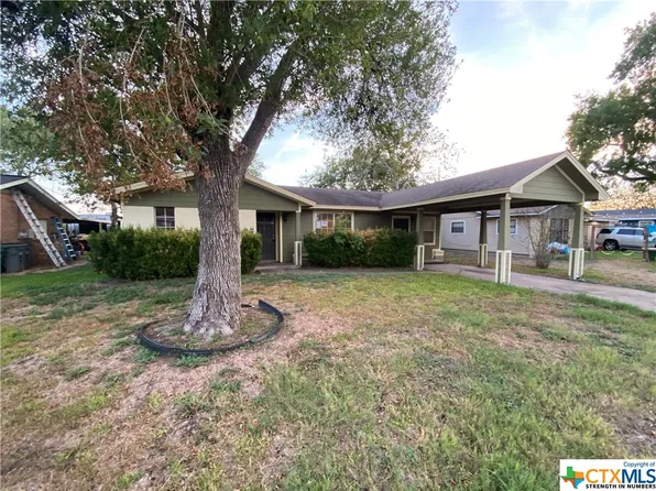 3009 Swan Dr, Victoria, TX 77901