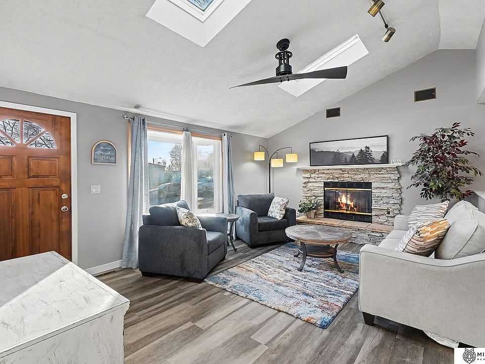 1st image of 7544 Olive Ave