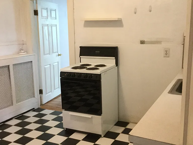 8A Loring Ave — Photo 6