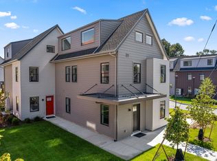 Stonegate Square, Natick, MA 01760
