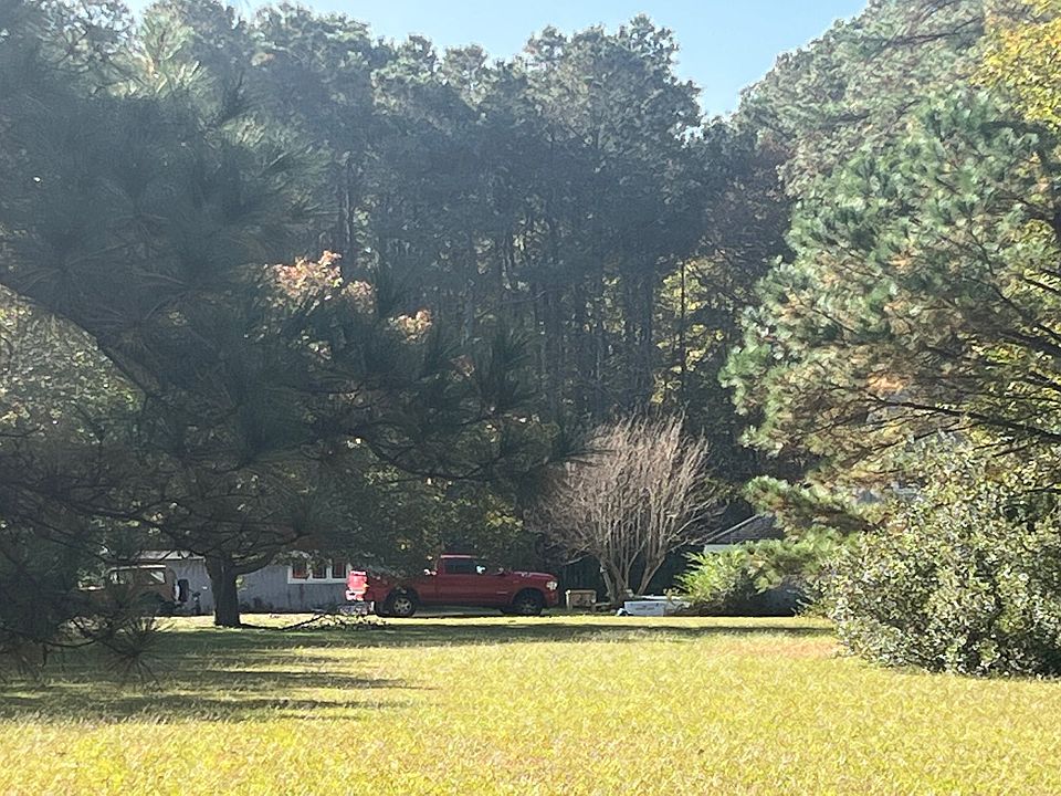 2nd image of 1253 Sandbridge Rd