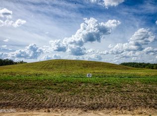 17 Ridgeway Rd, Jamestown, TN 38556