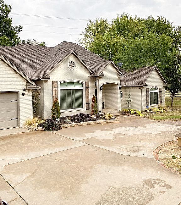 1st image of 6601 SW 123rd St