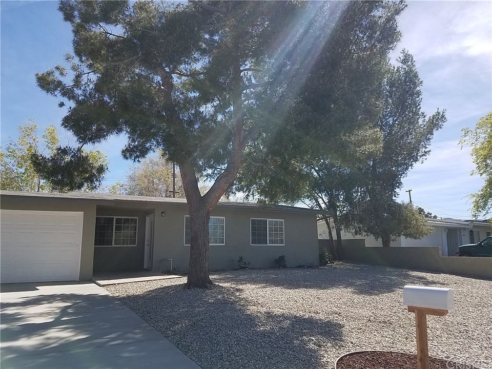 1st image of 2036 Sweetbrier St